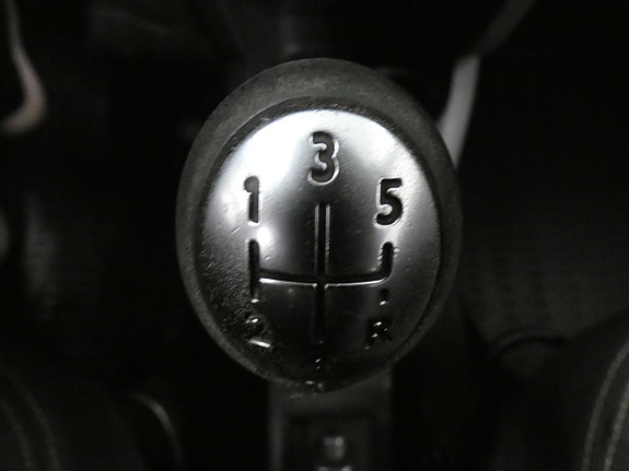 Dacia Logan 10 of 15