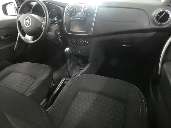 Dacia Logan 12 of 15