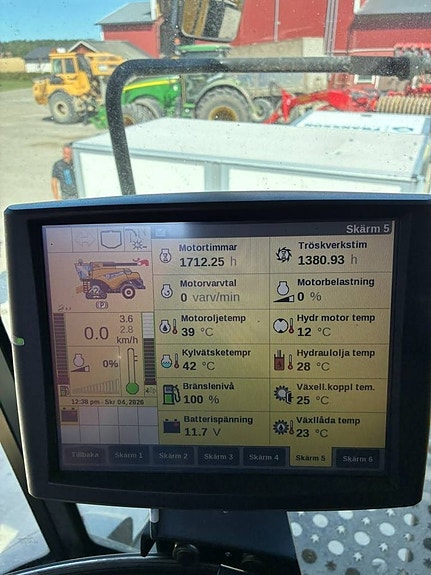 New Holland CR 10.90 11 of 11