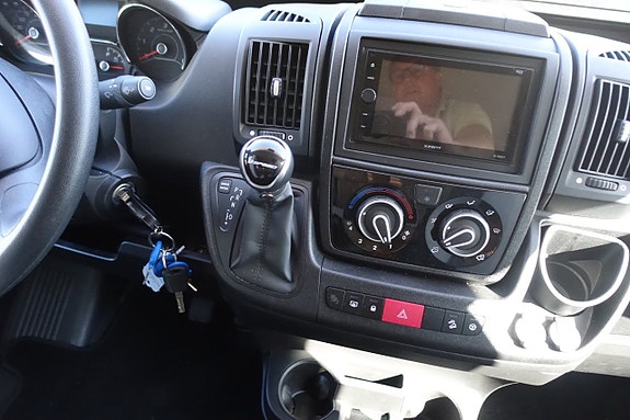 Eura Mobil Profila RS 720 QB Queensbed/Taksäng 14 of 30