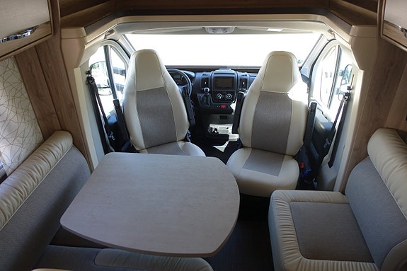 Eura Mobil Profila RS 720 QB Queensbed/Taksäng 5 of 30