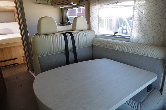 Eura Mobil Profila RS 720 QB Queensbed/Taksäng 4 of 30