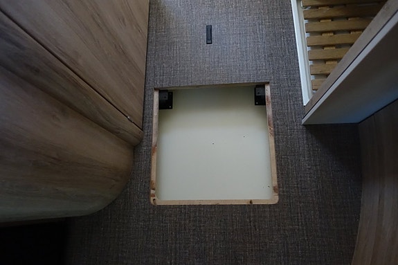 Eura Mobil Profila RS 720 QB Queensbed/Taksäng 17 of 30