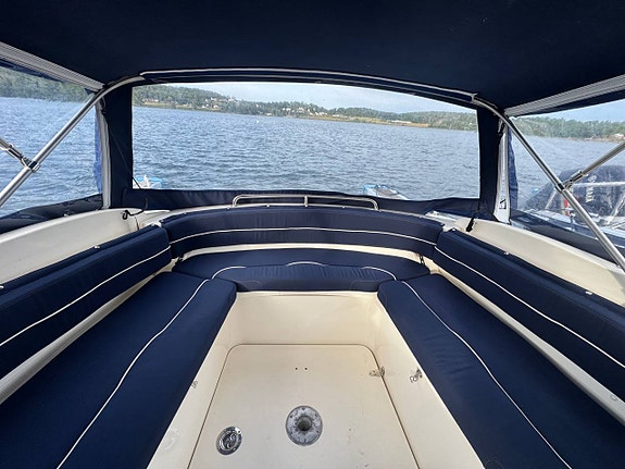 Bella 640 dc - mercruiser 4.3 2005 9 of 10