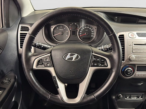 Hyundai i20 13 of 18