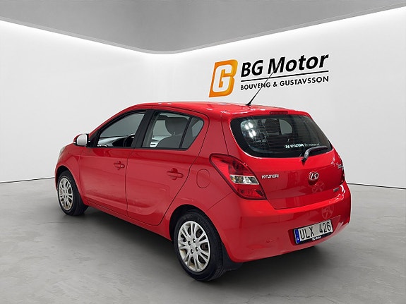 Hyundai i20 6 of 18