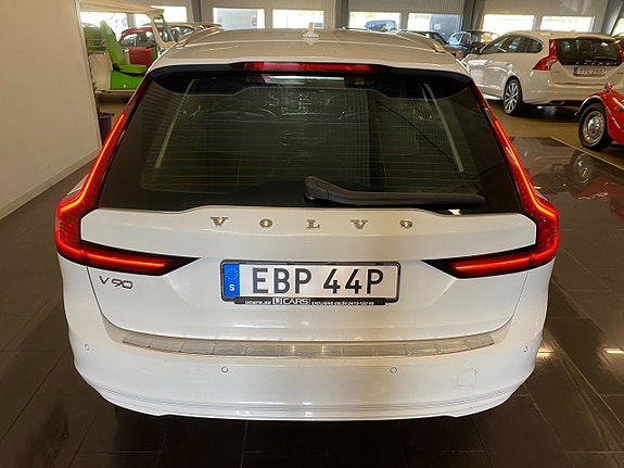 Volvo V90 7 of 22