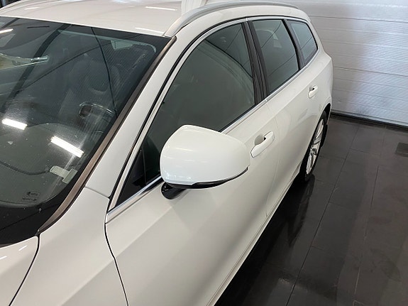Volvo V90 10 of 22