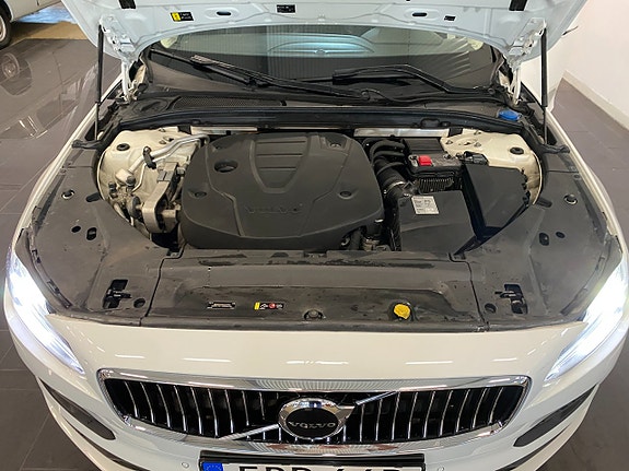 Volvo V90 6 of 22