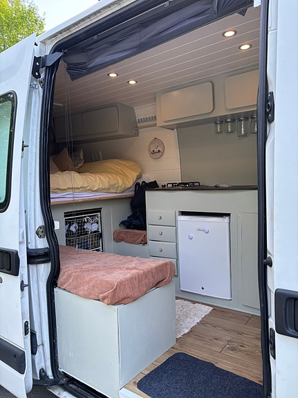 Nissan Interstar 3 of 5