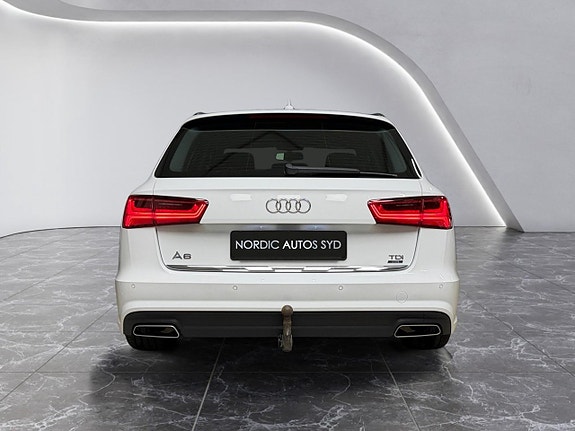 Audi A6 4 of 22