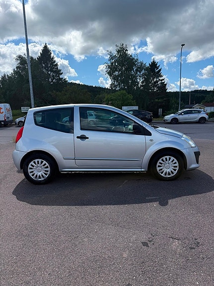 Citroen C2 3 of 13