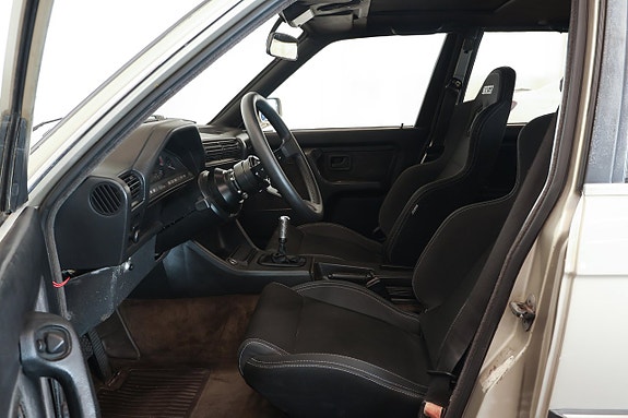 BMW 320 11 of 11