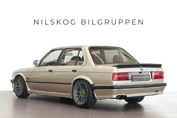 BMW 320 5 of 11