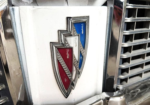 Buick Electra 225 11 of 12