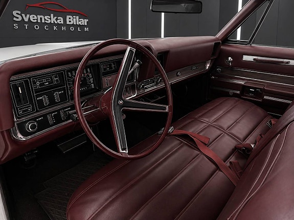 Buick Electra 225 8 of 12