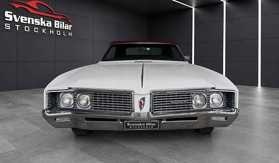Buick Electra 225 2 of 12