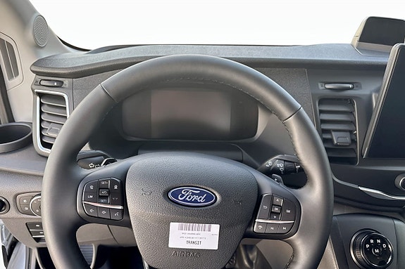 Ford Transit 6 of 7