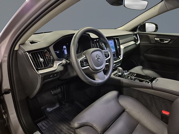 Volvo V60 5 of 13