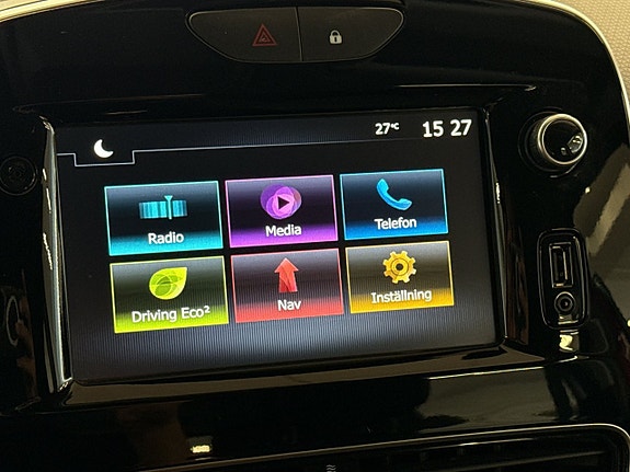 Renault Clio 24 of 26