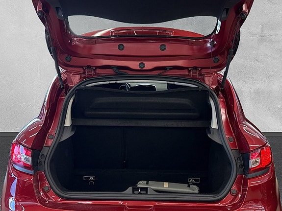 Renault Clio 9 of 26