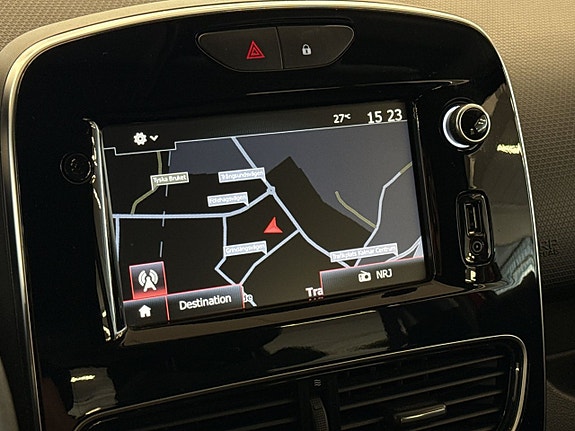 Renault Clio 20 of 26