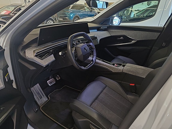 Peugeot 3008 7 of 8