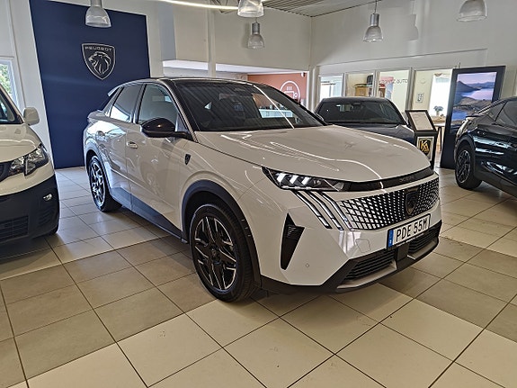 Peugeot 3008 4 of 8
