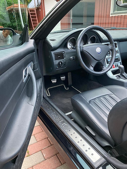 Mercedes-Benz SLK200 9 of 9