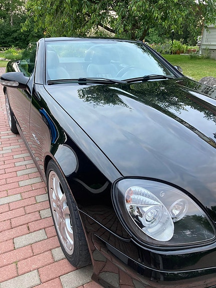 Mercedes-Benz SLK200 4 of 9