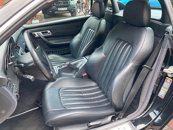 Mercedes-Benz SLK200 7 of 9