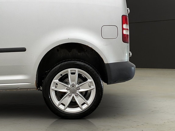 Volkswagen Caddy 26 of 28