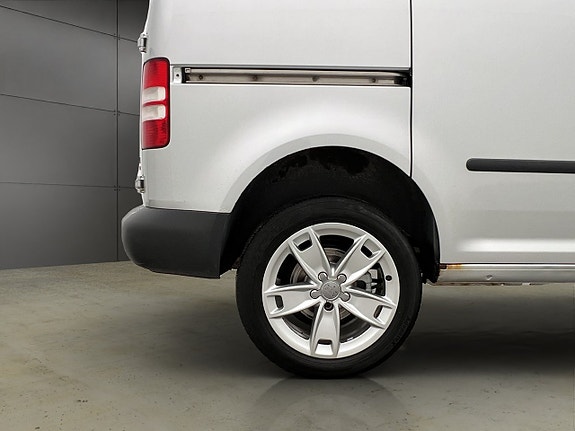 Volkswagen Caddy 27 of 28