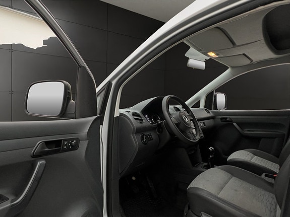 Volkswagen Caddy 16 of 28