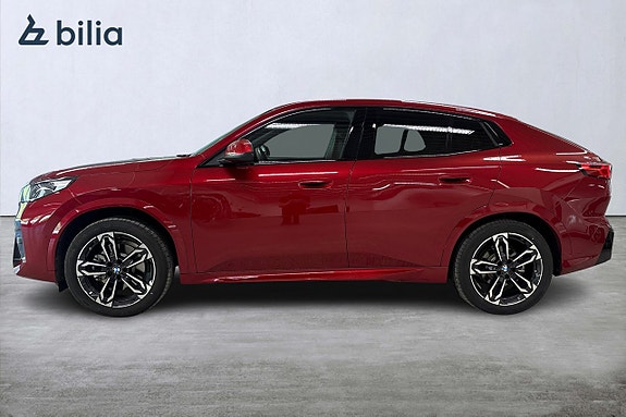 BMW iX2 3 of 17