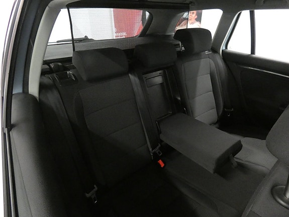 Volkswagen Golf VI 15 of 16