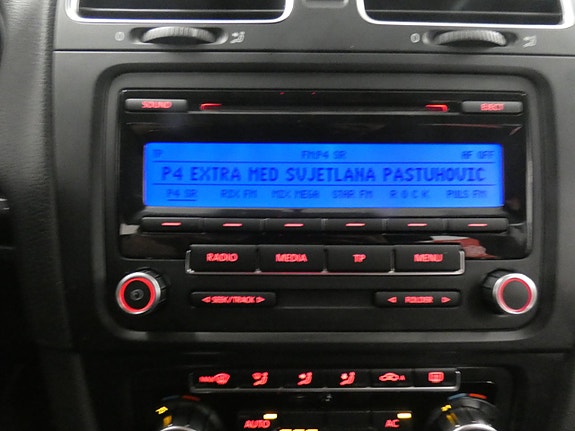 Volkswagen Golf VI 9 of 16