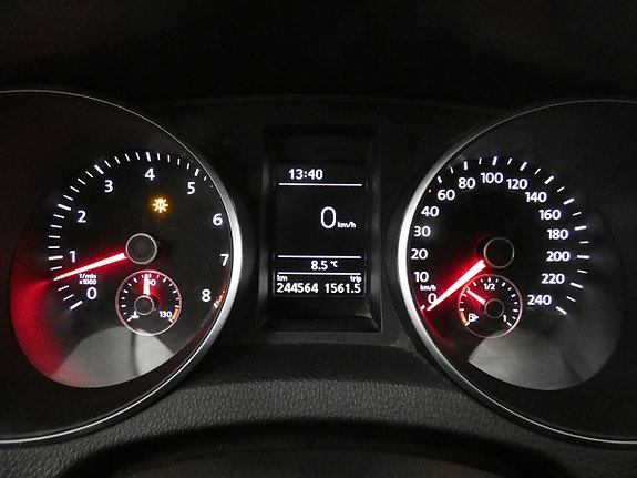Volkswagen Golf VI 8 of 16