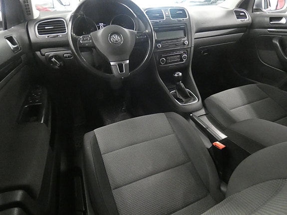 Volkswagen Golf VI 7 of 16