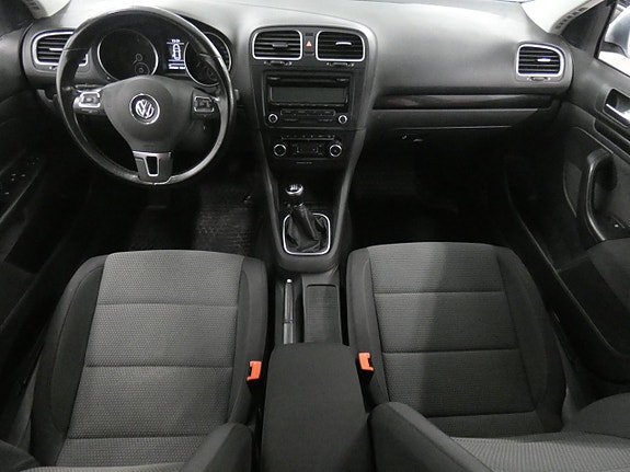 Volkswagen Golf VI 12 of 16