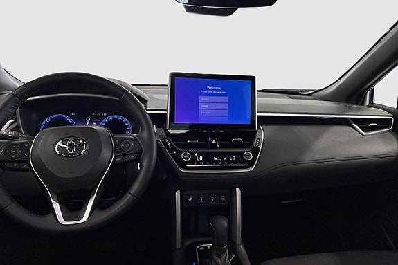 Toyota Corolla Cross 10 of 12