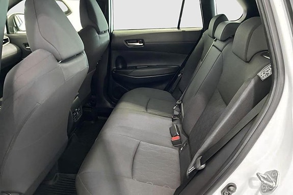 Toyota Corolla Cross 9 of 12