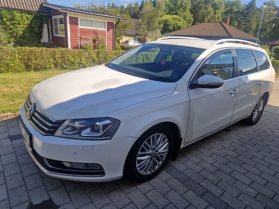 Volkswagen Passat 9 of 9