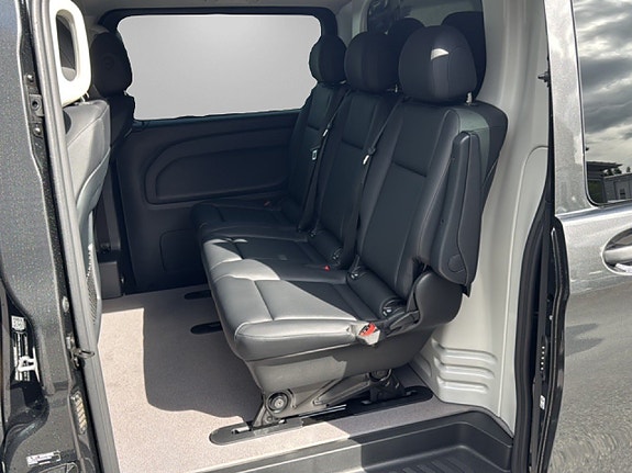 Mercedes-Benz Vito 119 9 of 15