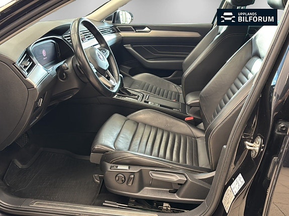 Volkswagen Passat 8 of 19