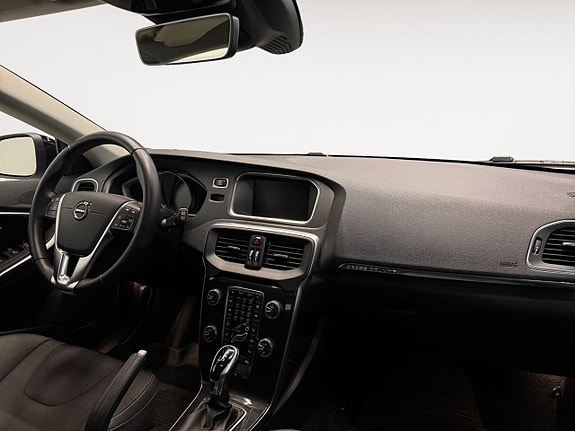 Volvo V40 Cross Country 15 of 22