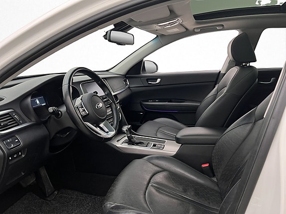 Kia Optima 17 of 30