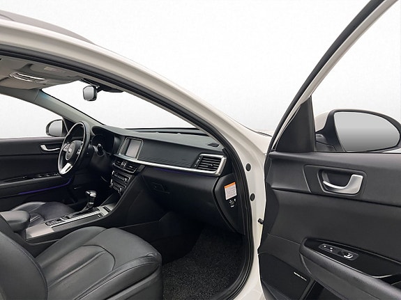 Kia Optima 11 of 30