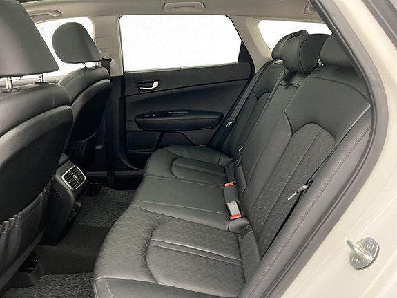 Kia Optima 12 of 30