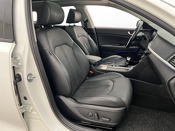 Kia Optima 10 of 30